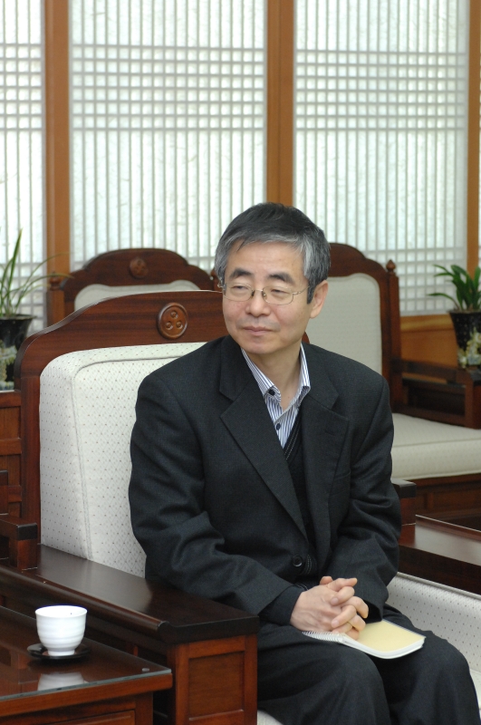 2010.01.22_삼성경제연구소 이언오, 육현표님 예방 (16)
